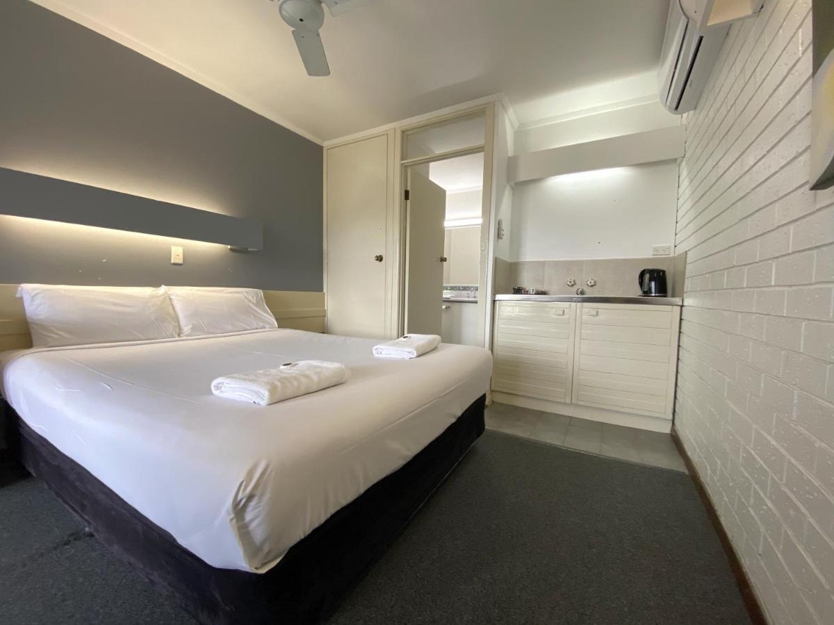 Mahogany Motel Warrnambool Exterior photo