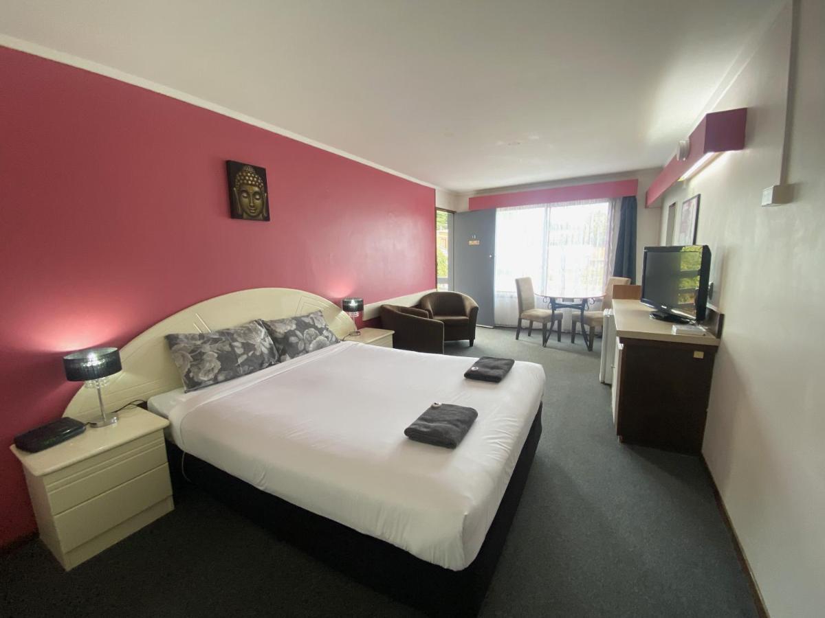 Mahogany Motel Warrnambool Exterior photo